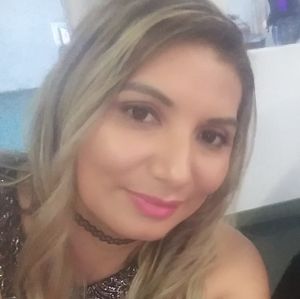 Meet your Posher, Elsa flor